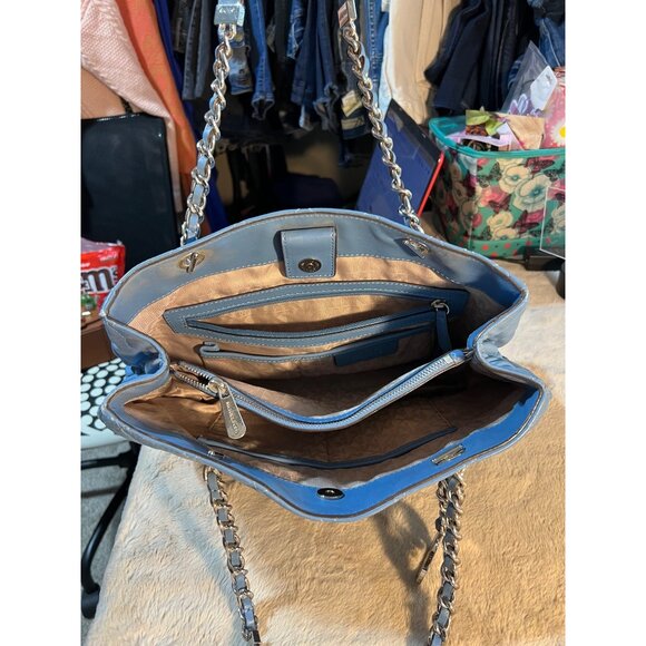 Michael Kors Quilted Blue Shoulder Bag With Chain Straps & MK Charm - Picture 12 of 15